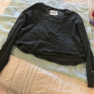 Gray Abercrombie and fitch sweatshirt