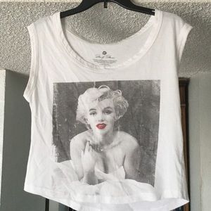 Marilyn Monroe crop top