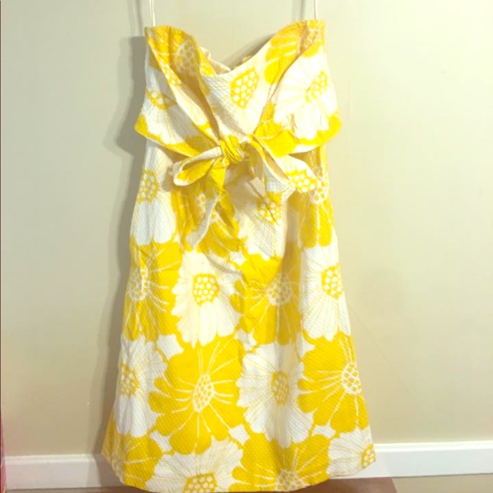 Adorable Kate Spade floral strapless dress!