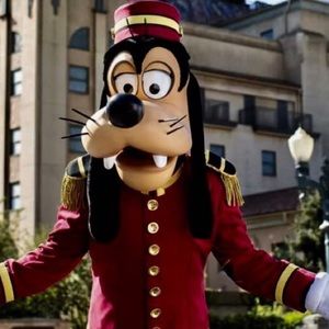 Meet your Posher, Scott