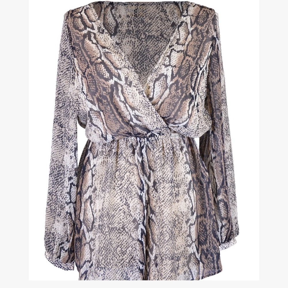 Audrey 3+1 Boa Romper size Small