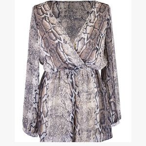 Audrey 3+1 Boa Romper size Small