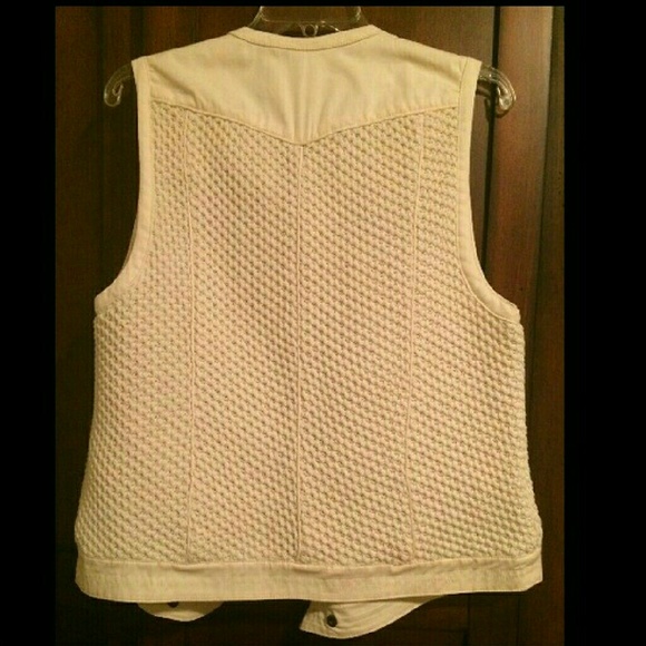 Zara Vest - Picture 2 of 2