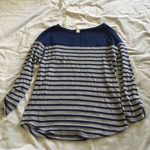 Francesca's quarter-sleeve top