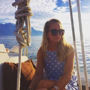 Meet your Posher, Christine