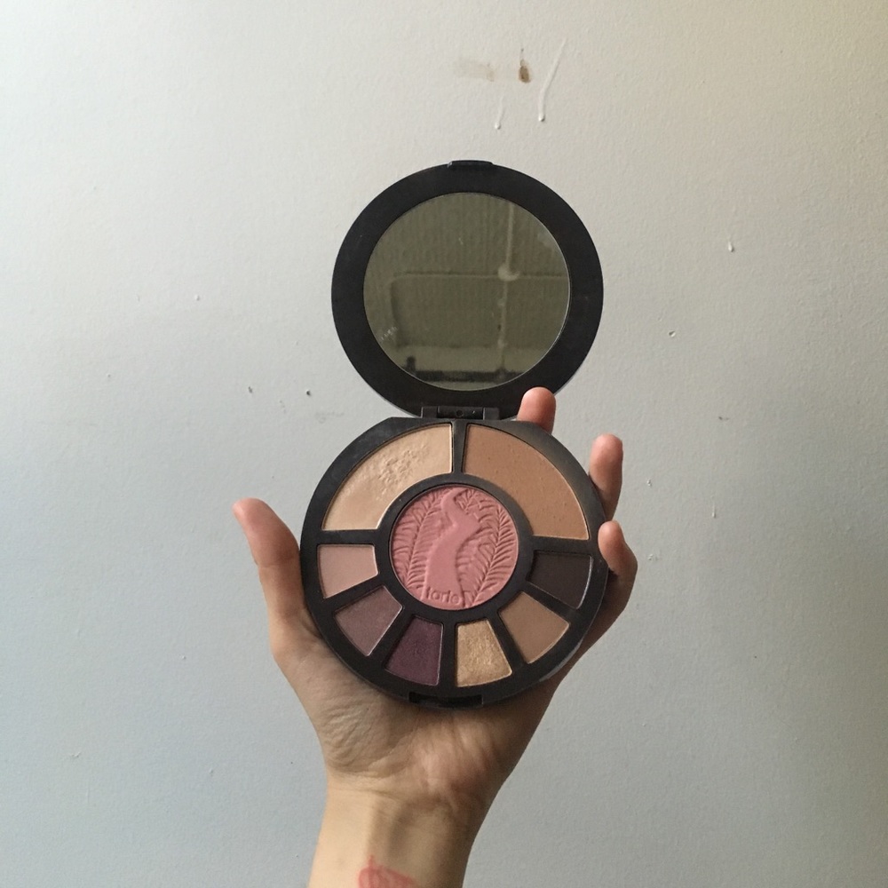 Tarte rainforest after dark palette