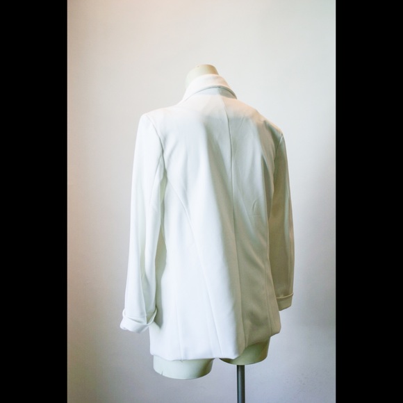 White cuff sleeve blazer - Picture 2 of 2