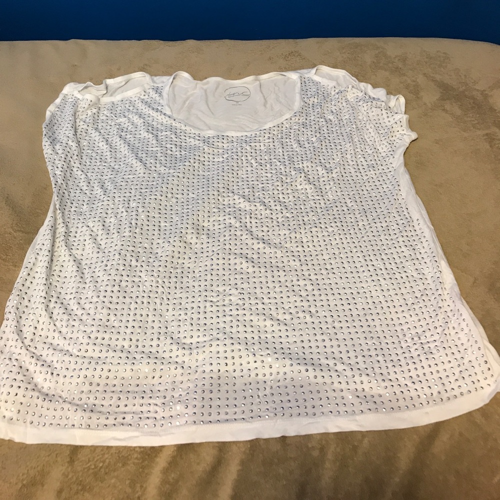 White shirt.