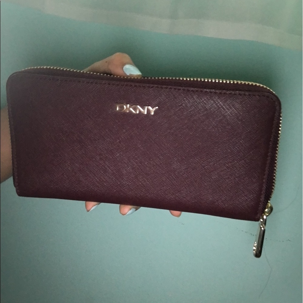 New real dkny wallet