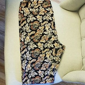 Lularoe - TC leggings birds with black background