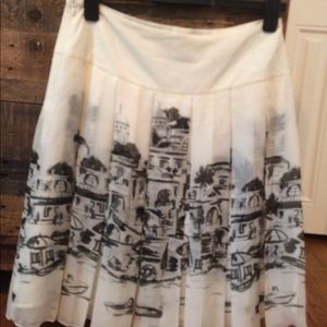 White House Black Market Italy Skirt, size 6