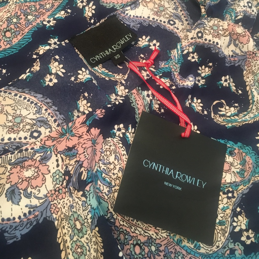 One Shoulder Printed Blouse - Picture 3 of 3
