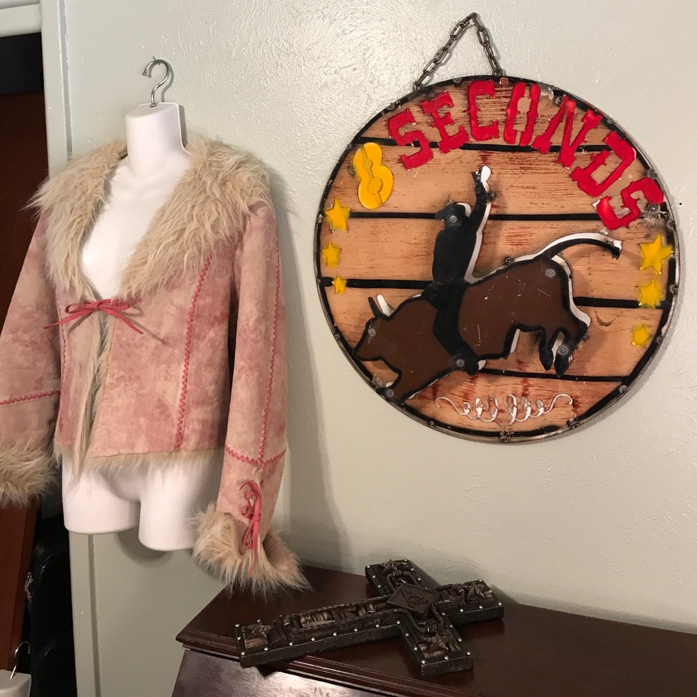 Jacket - Picture 2 of 8