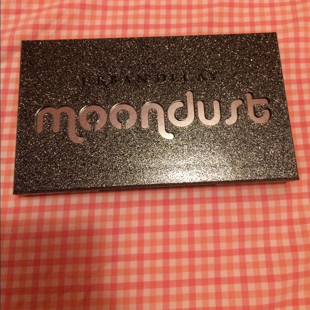 Urban decay Moondust eyeshadow palette