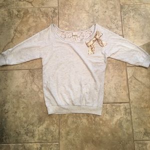 Kids Lg/fits like Women's small Daytrip sweater