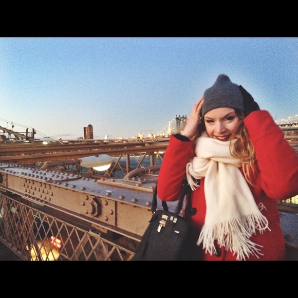 Meet the Posher - Picture 3 of 7