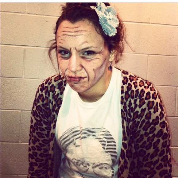 Meet the Posher - Picture 6 of 7