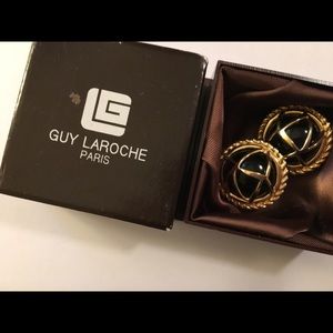 Designer Guy Laroche Earrings Black Enamel Clip