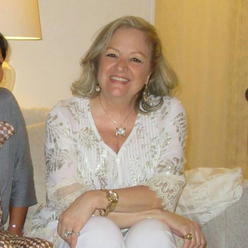 Meet your Posher, Nesrin