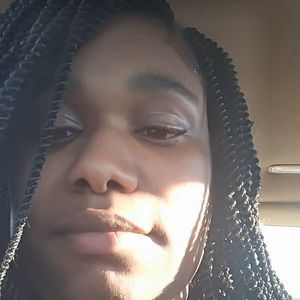 Meet your Posher, Lashell