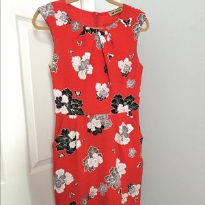 Bright floral 2 pocket dress