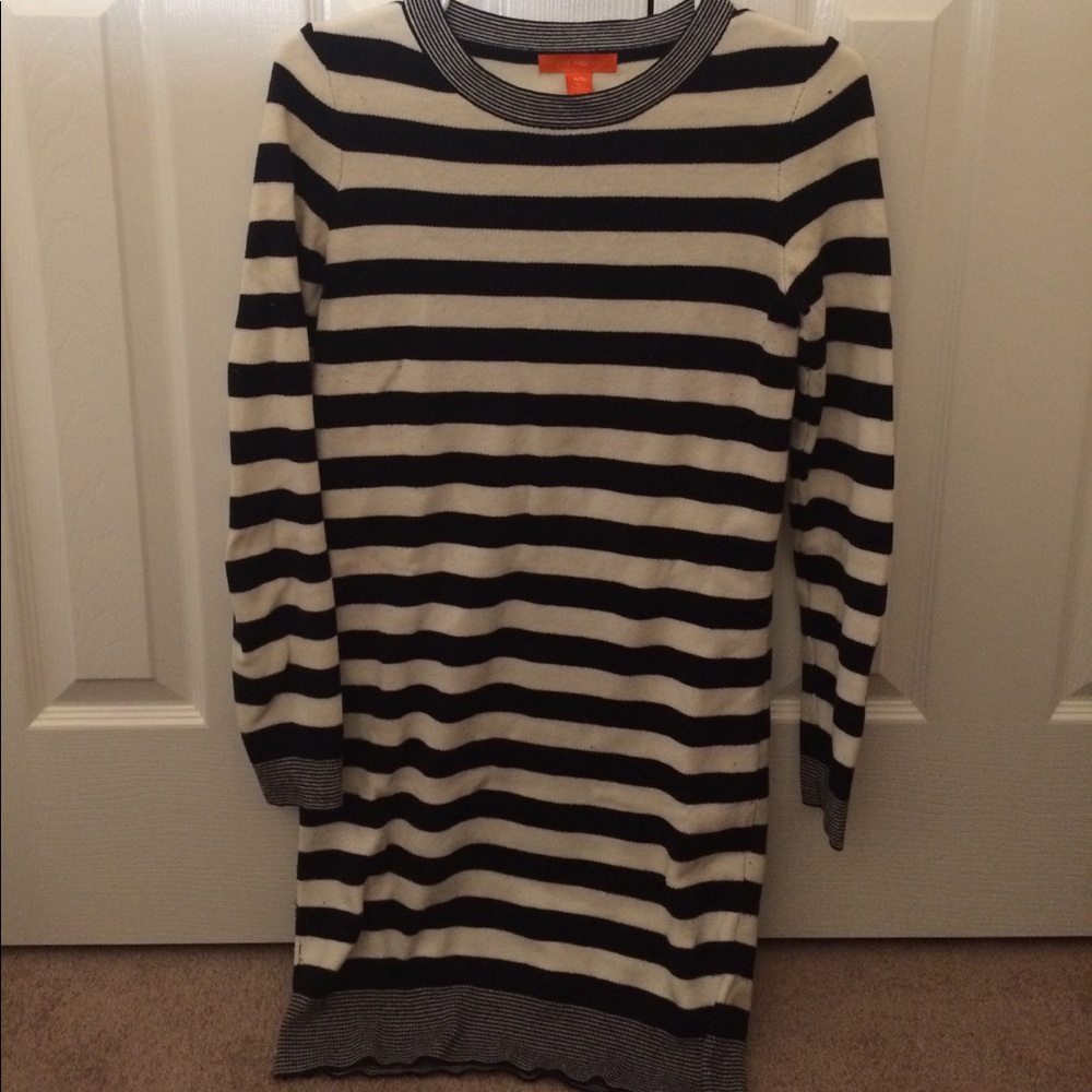 length: thigh mid, size says XS but really medium