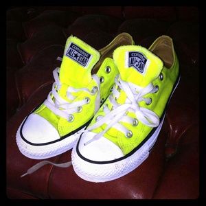 Highlighter yellow converse