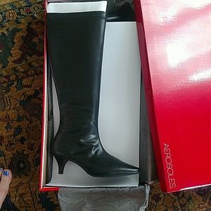 Size 10 Aerosoles Kitten Heel Boots