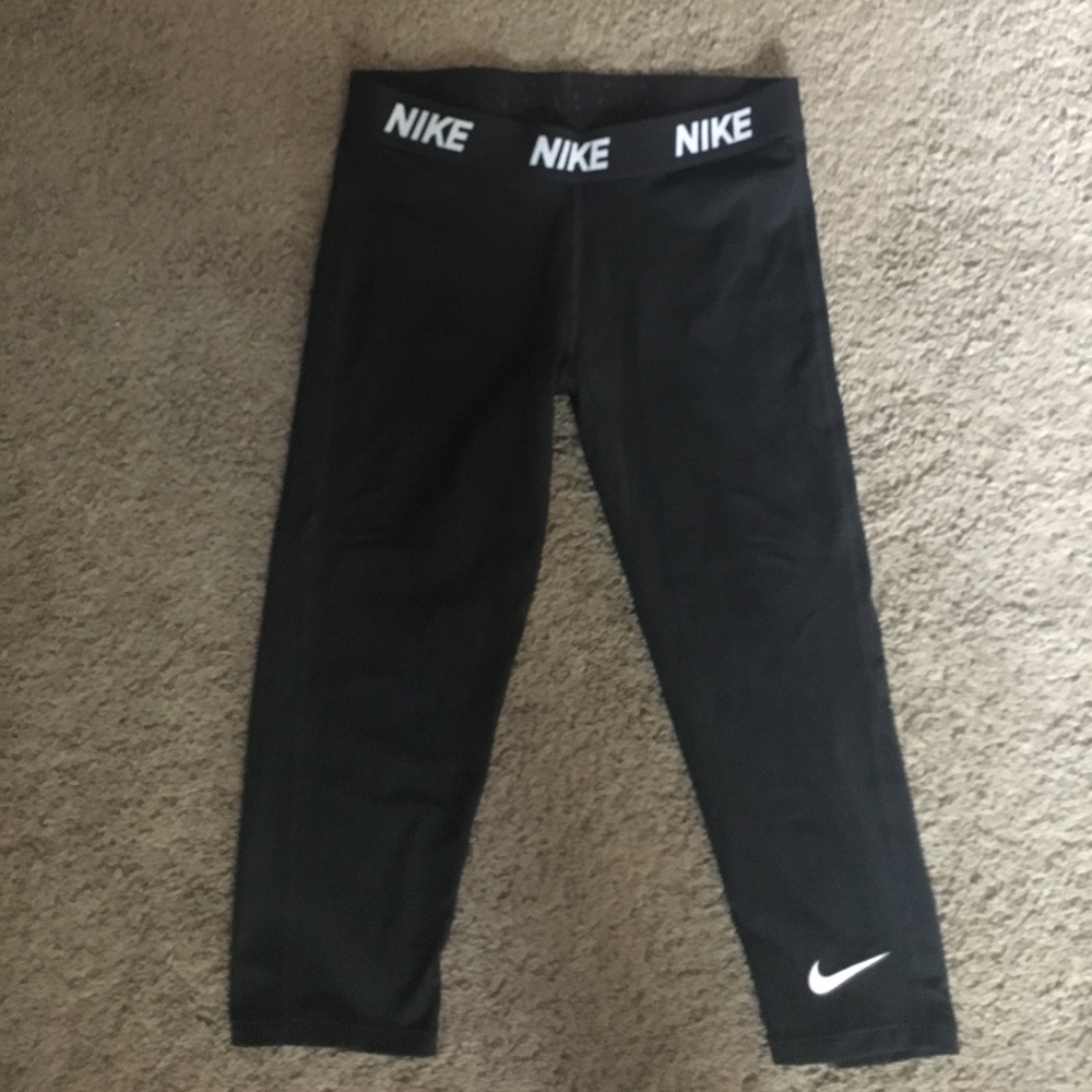 Black youth XL Nike leggings