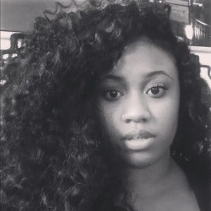 Meet your Posher, Asha