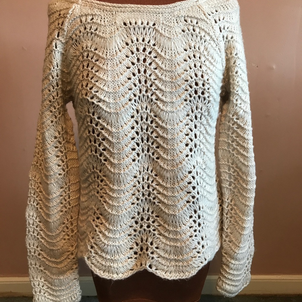 American Eagle sweater