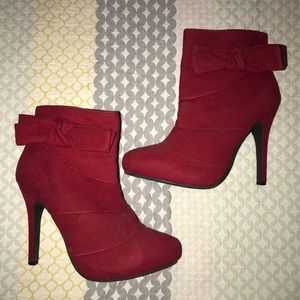 Red Bow Booties