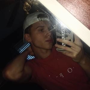 Meet your Posher, Jason