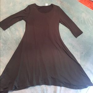 Dark green quarter sleeve dress