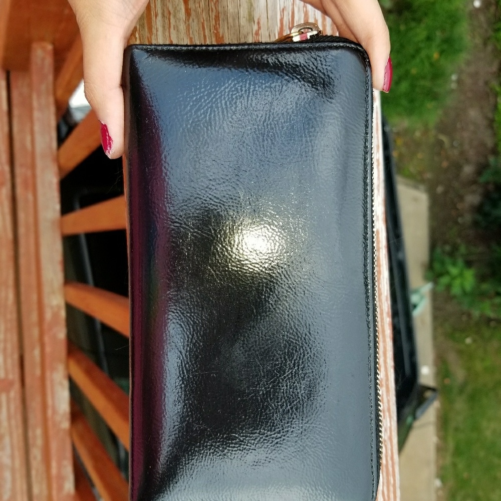 Additional pictures of Saint Laurent Wallet