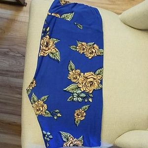 Lularoe - TC leggings royal blue w/peach roses