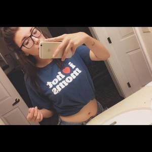 Meet your Posher, Leah