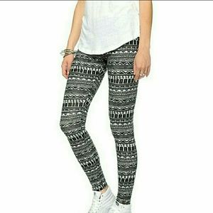 Tribal Print Leggings