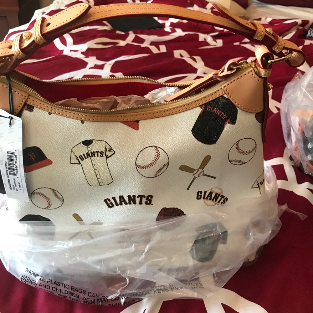 Dooney & Bourke SF Giants Hobo
