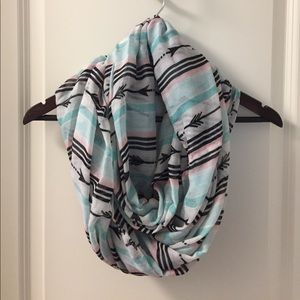 Tribal pattern infinity scarf