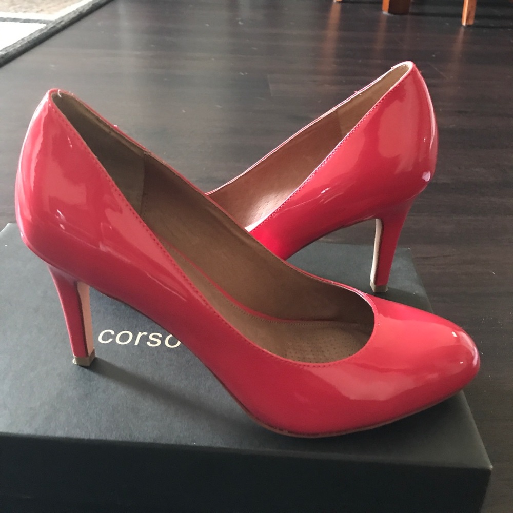 Pink heels