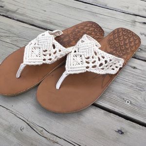 White knit flip flops
