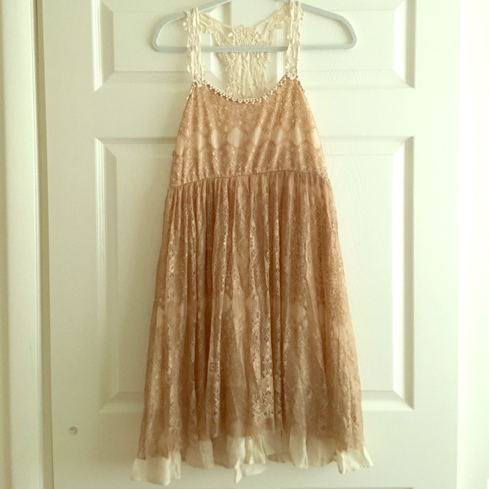 A'reve Size M White and Beige Lace Racerback Dress