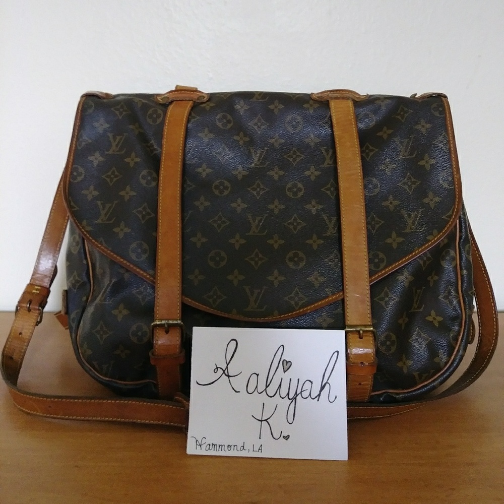 SOLD Authentic Vintage Louis Vuitton Saumur 43