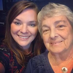 Meet your Posher, Emily