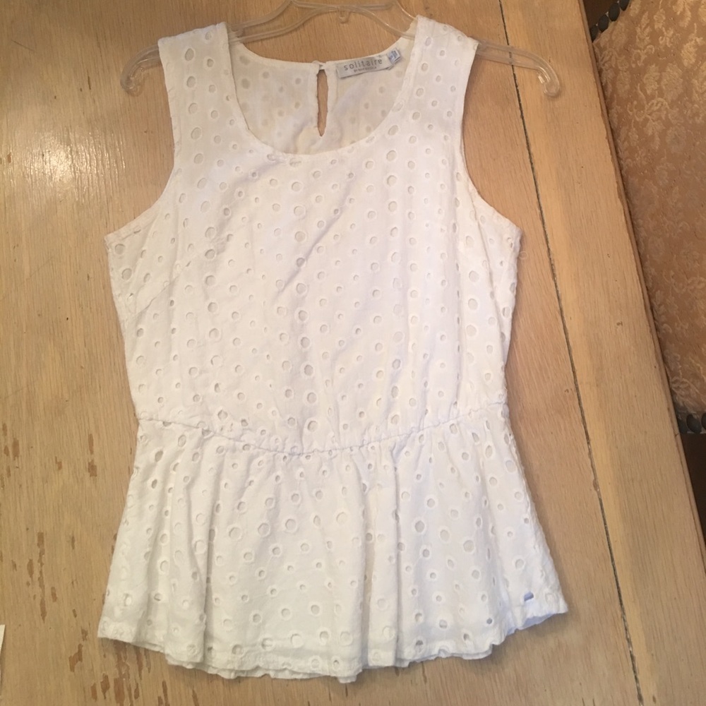 White ruffled bottom blouse