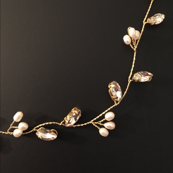 Freshwater pearl Bridal hair vine - Picture 4 of 7