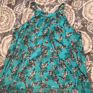 Torrid sleeveless blouse size 4
