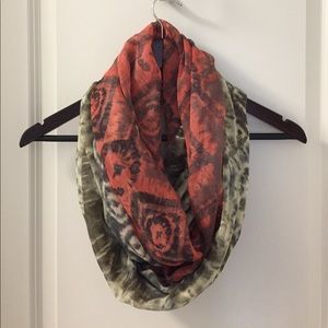 Tie-dye infinity scarf