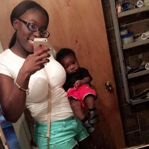 Meet your Posher, Carrie